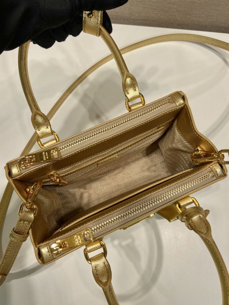 Pra*a top handle bags